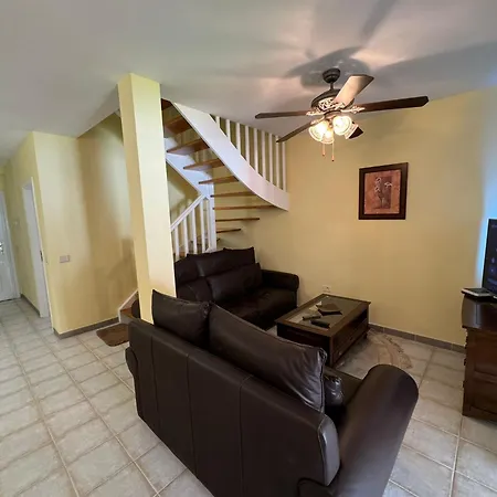 펜션 Chayofa Arona *